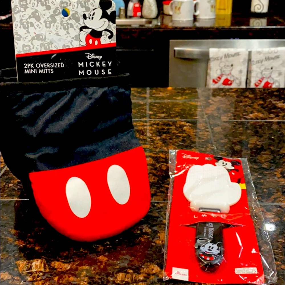 Disney Mickey oven mitts and rice spoon
